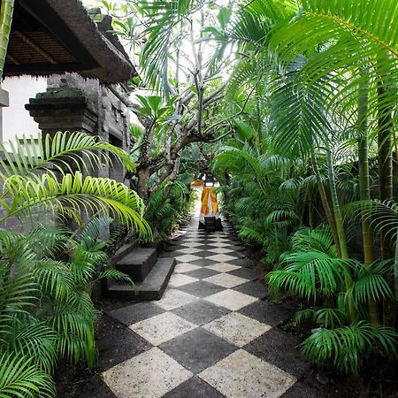 Villa Pantai Karang Sanur Exteriör bild